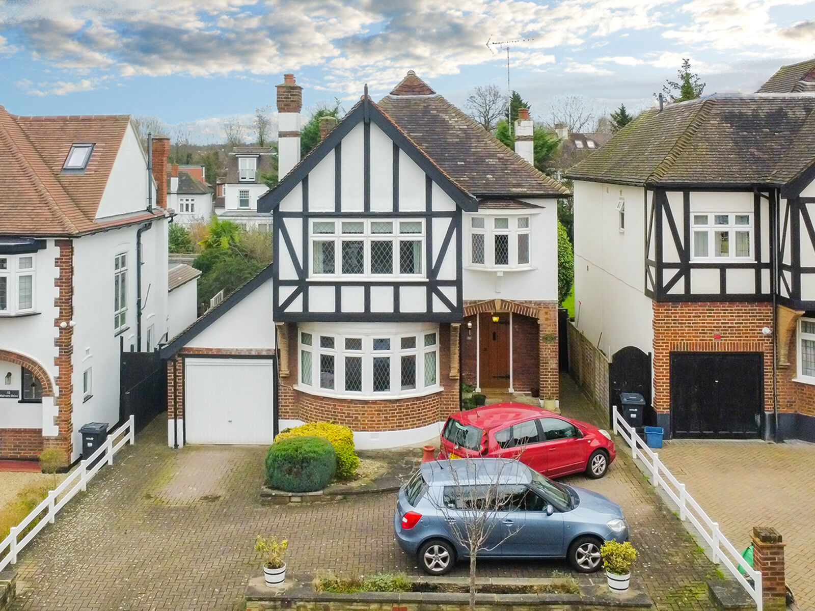 3 bedroom detached house for sale Malvern Drive, Woodford Green, IG8, main image