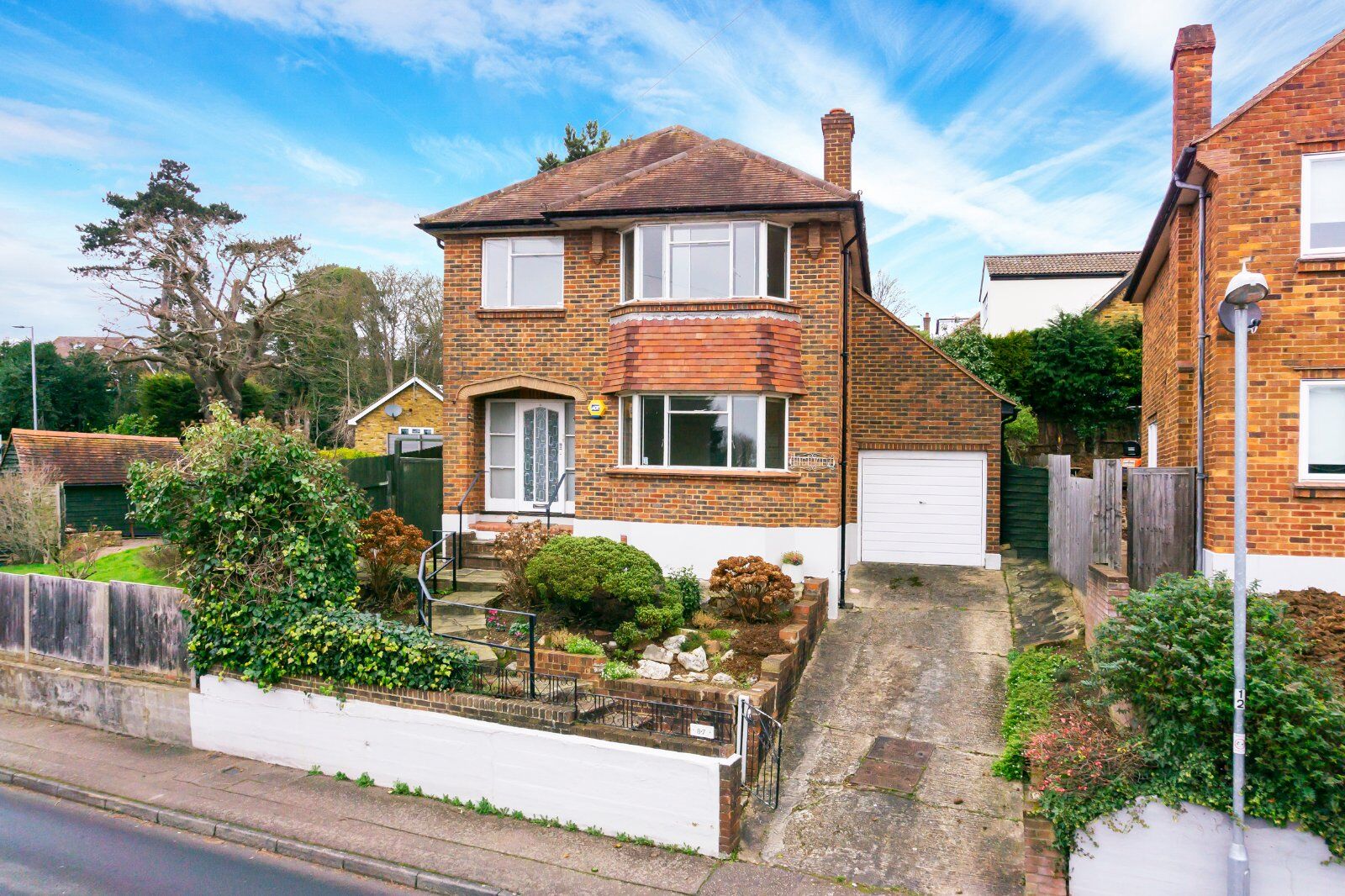 3 bedroom detached house for sale Goldings Road, Loughton, IG10, main image
