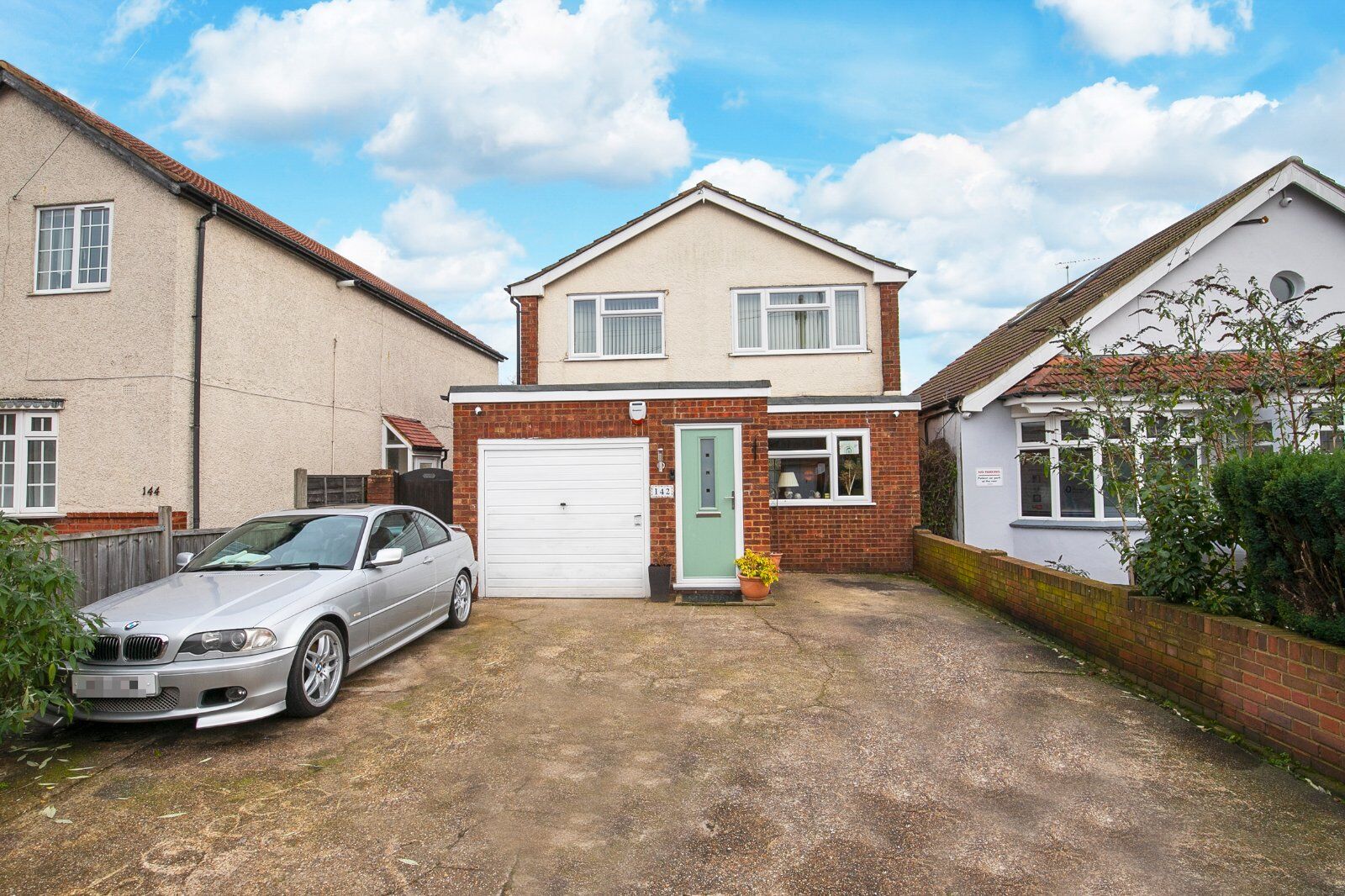 3 bedroom detached house for sale Tomswood Hill, Ilford, IG6, main image