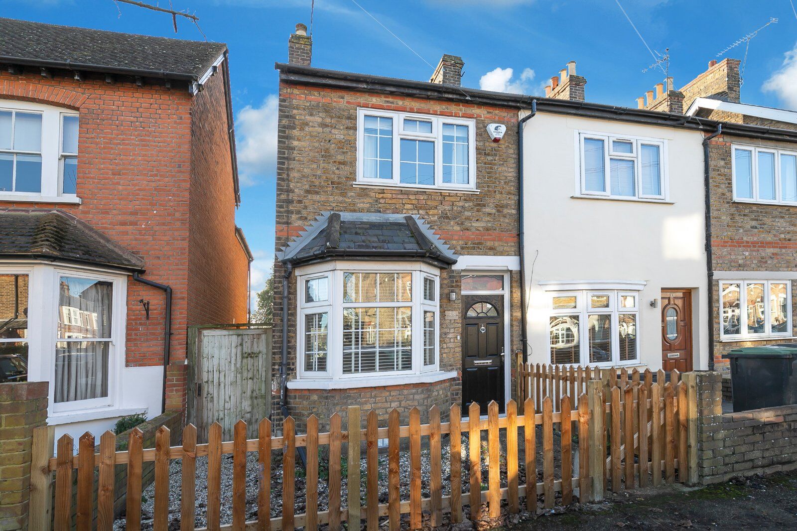 2 bedroom end terraced house for sale Meadow Road, Loughton, IG10, main image