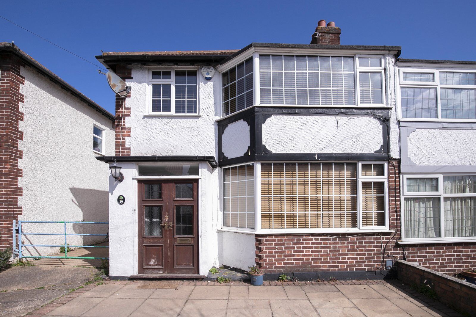 3 bedroom end terraced house for sale Highland Avenue, Loughton, IG10, main image